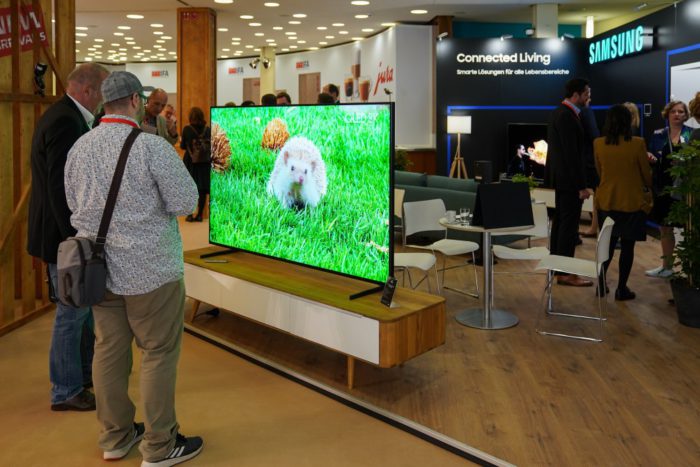 IFA-Neuheiten: Ein superscharfer Fernseher von Samsung auf der IFA 2019. Quelle: Messe Berlin