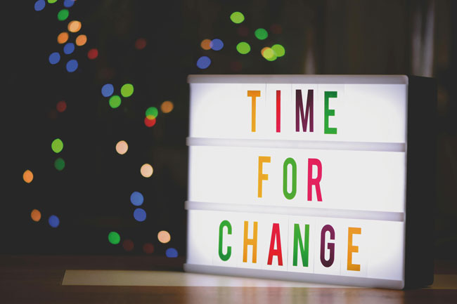 Time for Change | Change-Profekt. Bild: Bild: Pexels/Alexas Fotos https://www.pexels.com/de-de/foto/zeit-fur-wechselzeichen-mit-led-licht-2277784/