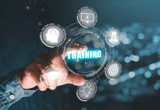 Netzwerksicherheit | Router absichern | Schulung der Mitabeiter | KMU. Bild: stock.adobe.com/Satori Studio https://stock.adobe.com/de/images/training-online-education-webinar-person-hand-touching-on-vr-screen-training-online-icon-background-education-on-internet-e-learning-concept/501659349