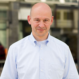 Axel Hinrichs